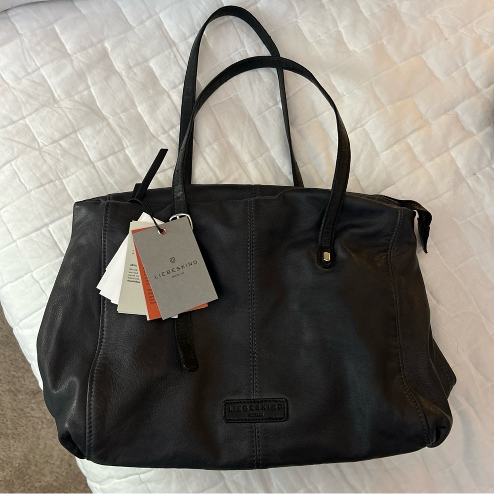 NWT. Liebeskind Gray Leather Tote Bag - Picture 5 of 10